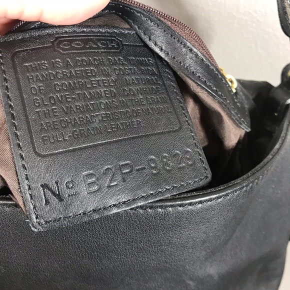 Vintage Coach Black Leather Bag - Picture 9 of 11